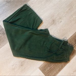 Hunter green Old Navy linen pants
